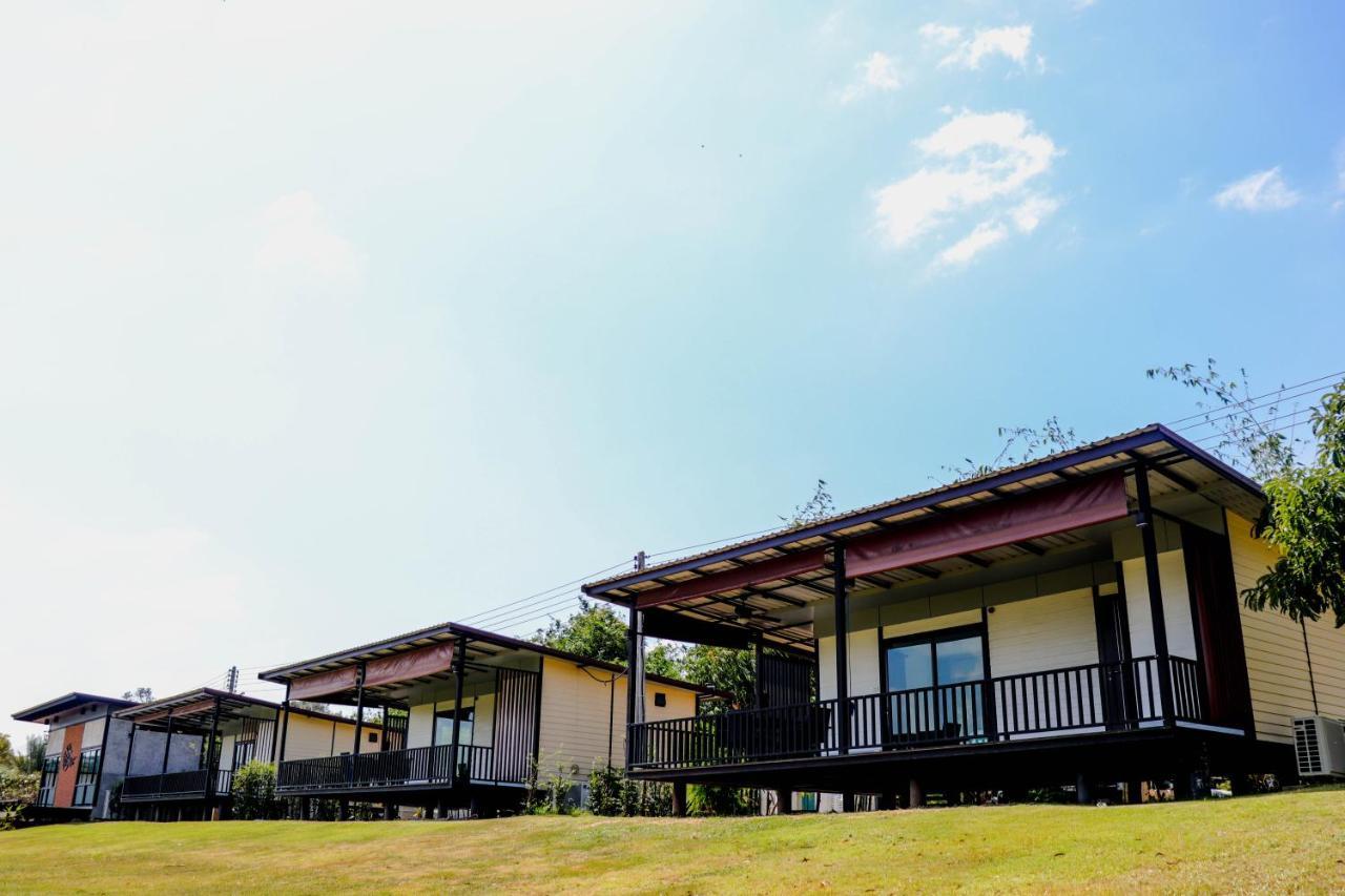 Mae On Village Resort Roi Et Exterior photo