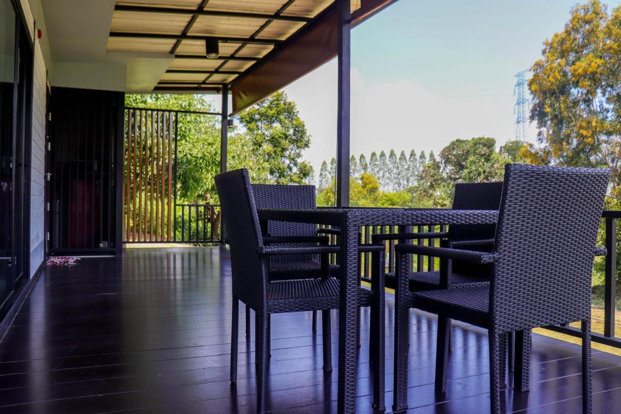 Mae On Village Resort Roi Et Exterior photo